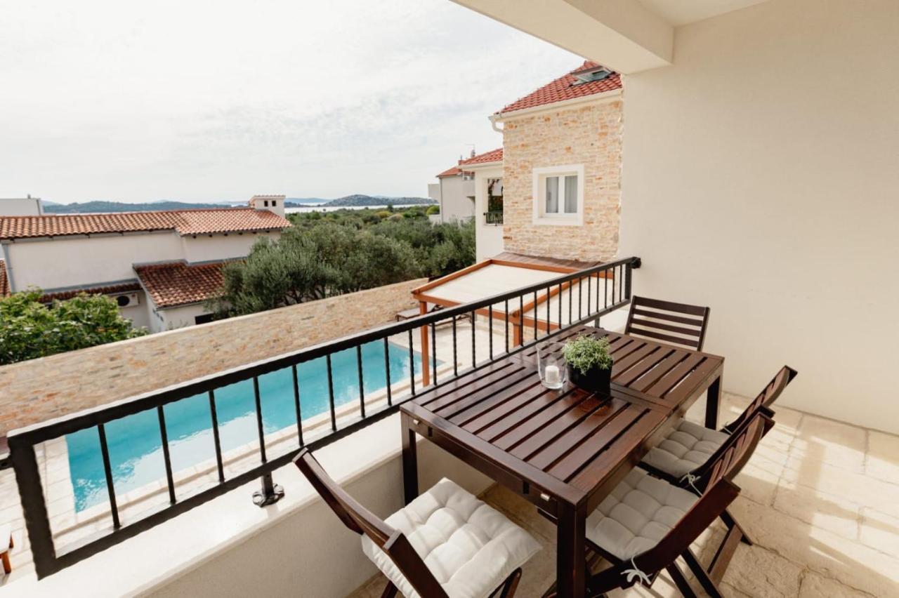 Olive Tree Apartments Водице Экстерьер фото